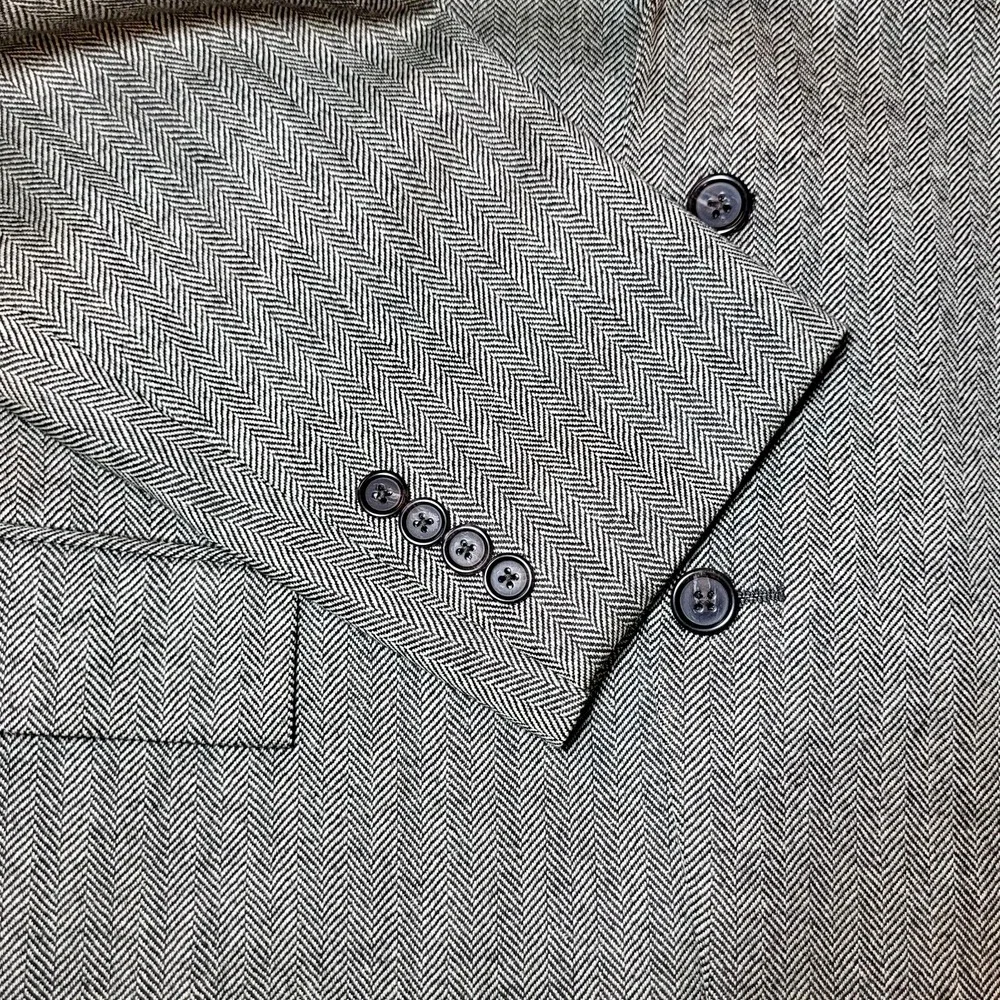 American Living Herringbone Black Cream Fitted Wool Blazer 2 Button Front‎  44S